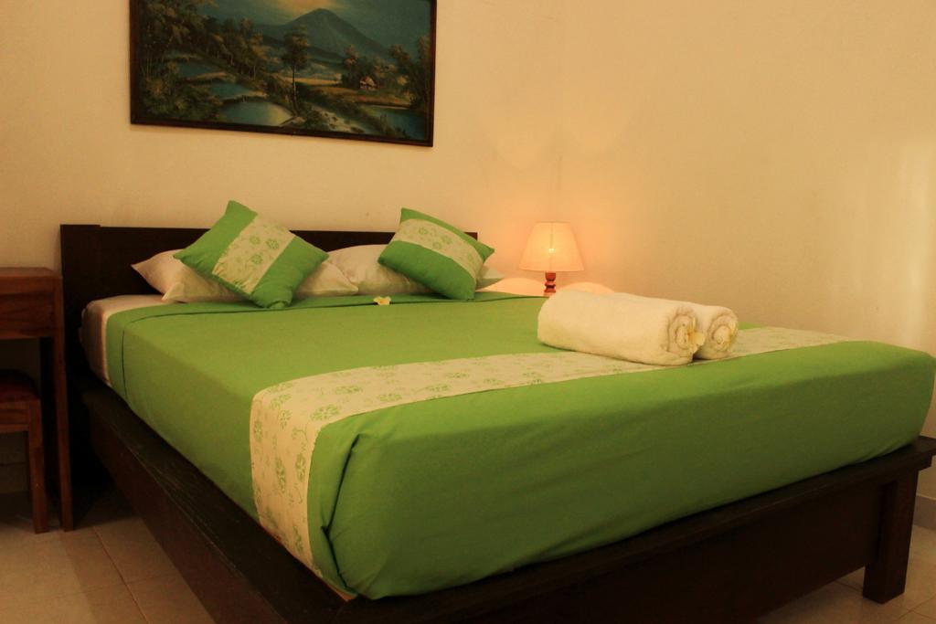 Surya Home Stay Lembongan Quarto foto