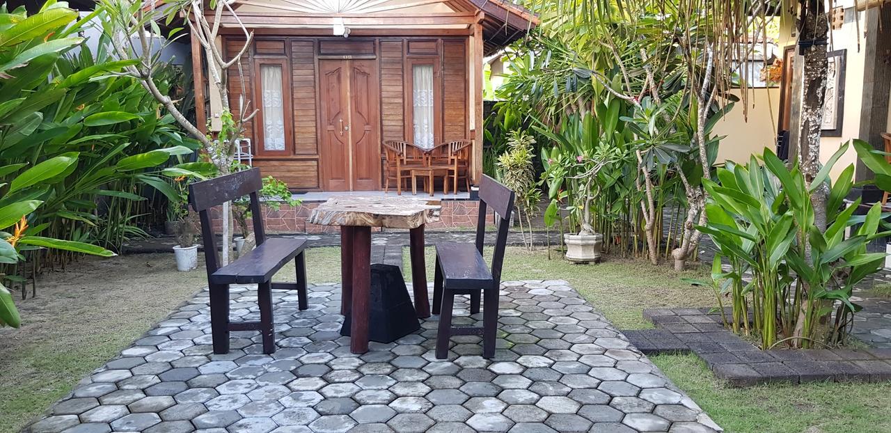 Surya Home Stay Lembongan Exterior foto