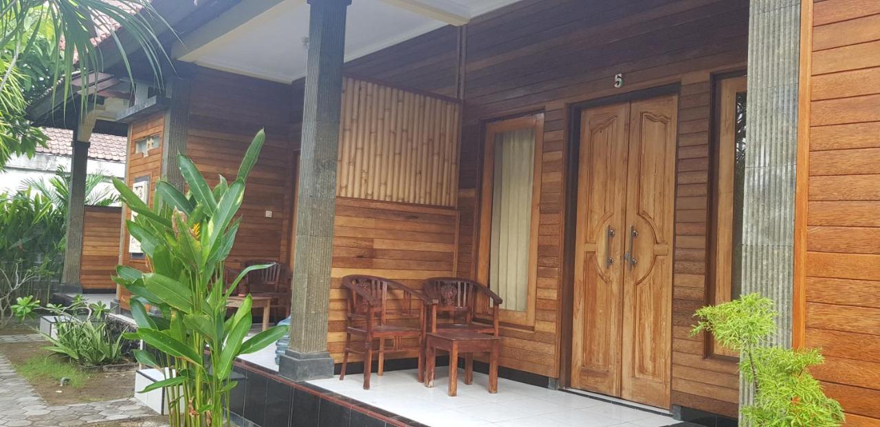 Surya Home Stay Lembongan Exterior foto